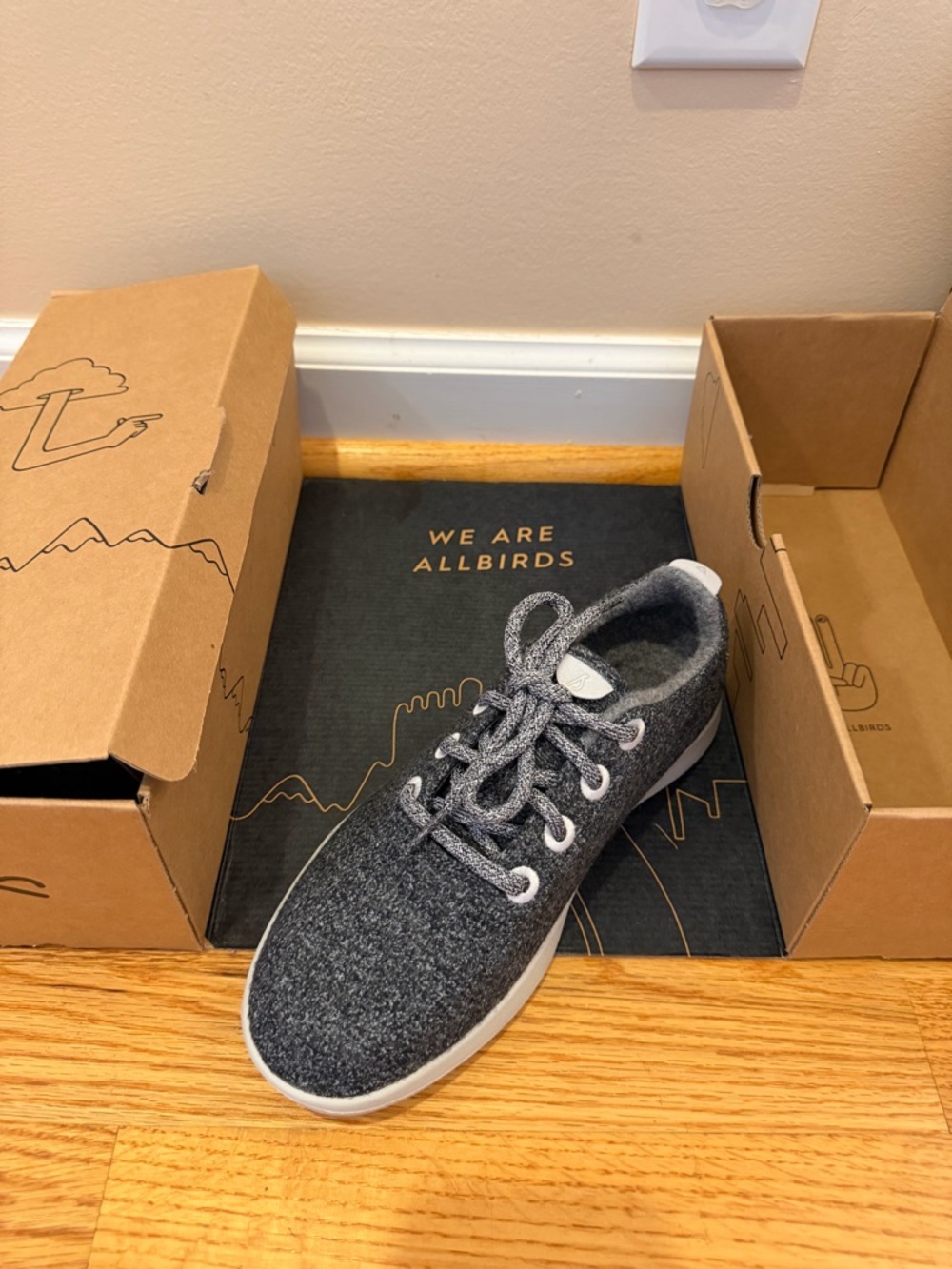 allbirds Heather Charcoal Wool Lace-Up Sneaker